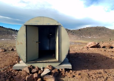 A shelter in Almagre Mountain's basin