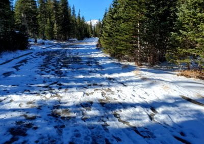 Road to the Long Lake trailhead